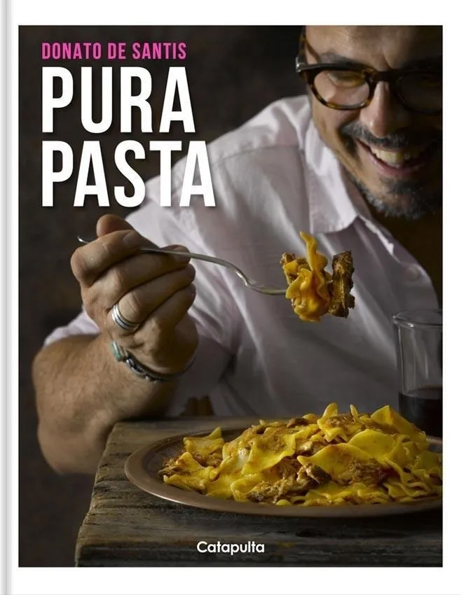Portada del libro «Pura pasta», de Donato de Santis